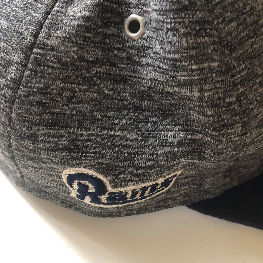 LA Rams hat - Picture 2 of 3